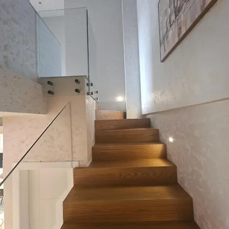 Apartment Luxury 2 *